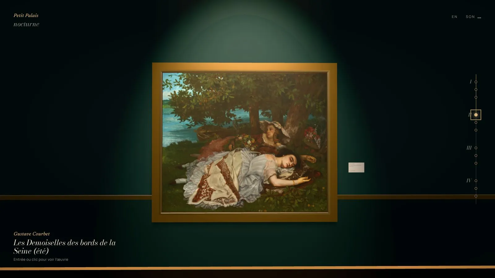 Les Demoiselles des bords de la Seine de Courbet, éclairées par un projecteur sur un mur vert sombre